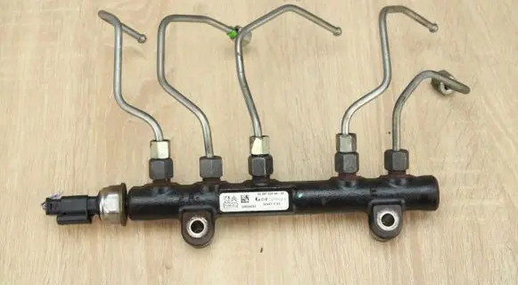 Peugeot 508 Fuel main line pipe 9684753080
