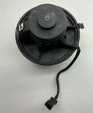 Audi 80 90 S2 B4 Heater fan/blower 161971988