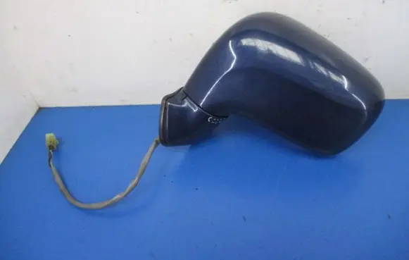 Suzuki Liana Front door electric wing mirror