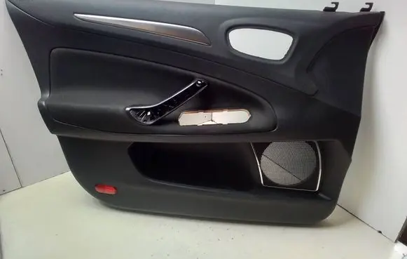 Ford Mondeo MK IV Front door card panel trim WKZ3083 C88RA VP757X20915AE