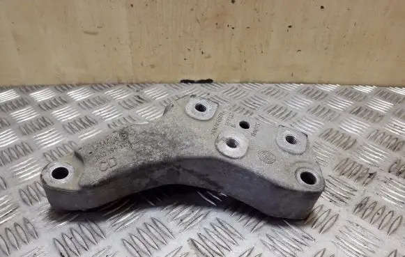 Skoda Superb B8 (3V) Gearbox mounting bracket 1K0199117CD