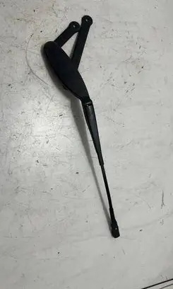 Mercedes-Benz C W205 Front wiper blade arm A2058240219