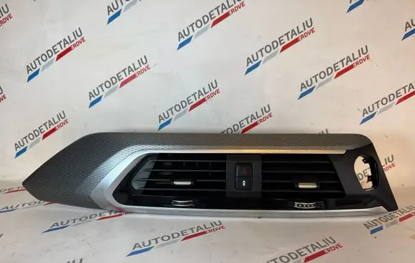 BMW X3 G01 Dash center air vent grill 9371467