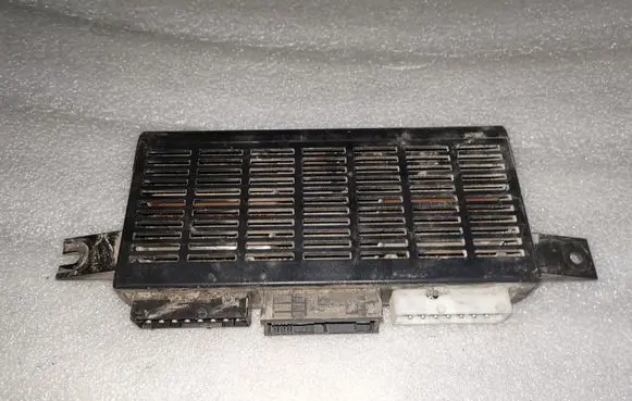 BMW 5 E39 Light module LCM 61356908468 6908468