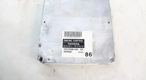Toyota Avensis T250 Engine control unit/module ECU