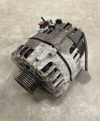 BMW 3 F30 F35 F31 Generator/alternator 8570675 2616716C FG23S068