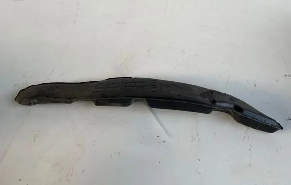 KIA Sportage Fender foam support/seal 84142F1000