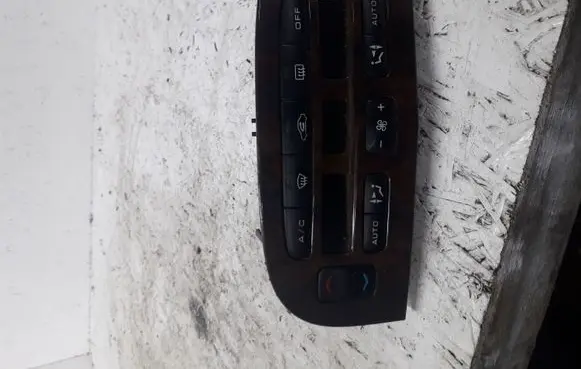 Peugeot 607 Climate control unit