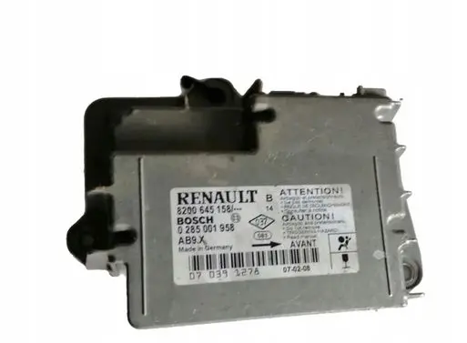 Renault Clio I Engine ECU kit and lock set 8200645158