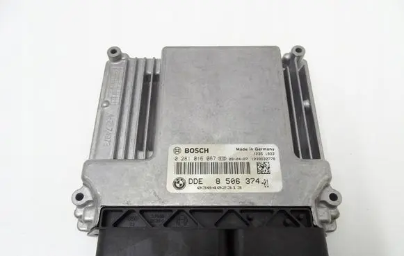 BMW 1 E81 E87 Engine control unit/module ECU 8506374