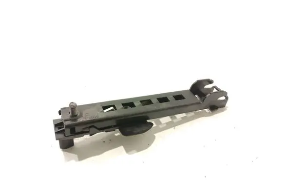 Audi A4 S4 B7 8E 8H Seat belt adjustment motor 8E0857833 8E0857833E