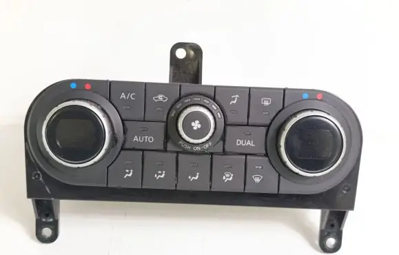 Nissan Qashqai Climate control unit 27500BR46A C1302