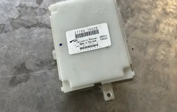 Nissan Juke I F15 Other control units/modules 277601KG0B
