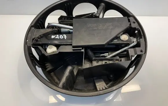 Mercedes-Benz E C207 W207 Tool set 