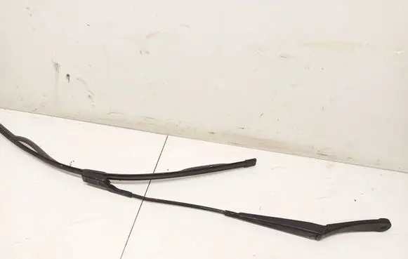 Ford Fiesta Front wiper blade arm h1bb17526aa