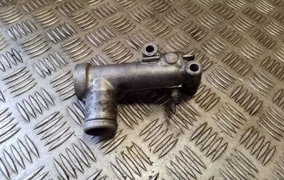 Mitsubishi Pajero Engine coolant pipe/hose