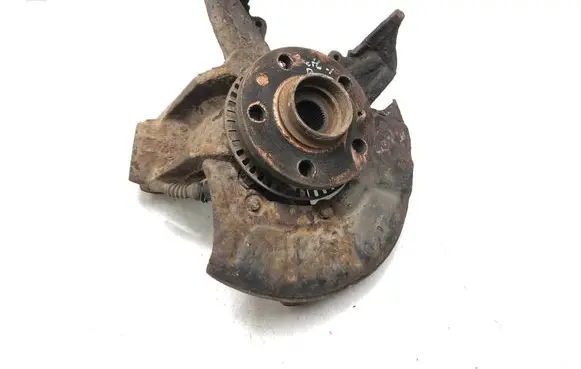 Volkswagen New Beetle Front wheel hub spindle knuckle 1J0407256AG 1J0256M 5x100