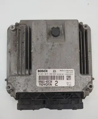 Toyota Yaris Engine control unit/module 0281015386 896610DC20 1039S30212