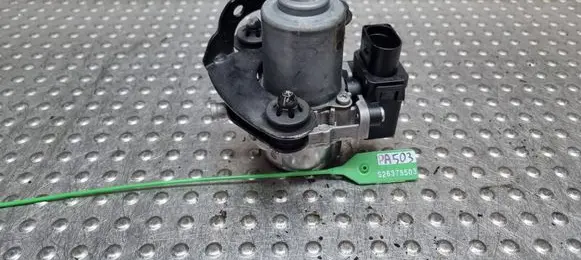 Volkswagen Golf VII Brake booster S26378503 1J0612181D