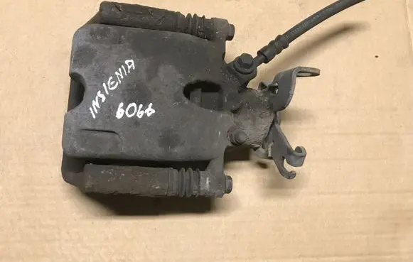 Opel Insignia A Rear brake caliper
