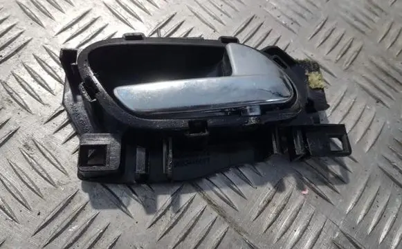 Citroen C3 Picasso Rear door interior handle 1904002