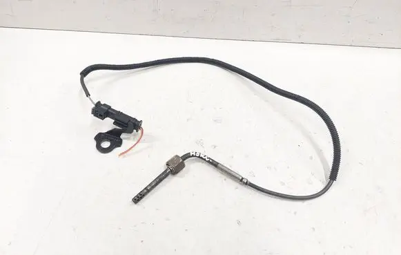 Mercedes-Benz R W251 Exhaust gas temperature sensor A0071539828 A2115451528