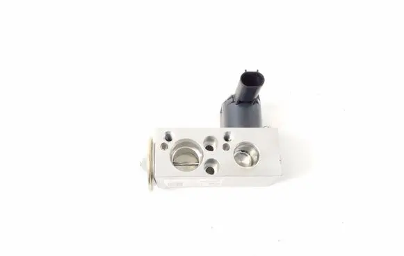 BMW 2 F45 Air conditioning (A/C) expansion valve 6845414