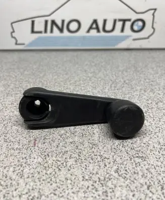 BMW 3 E36 Rear door window winding handle 8122503