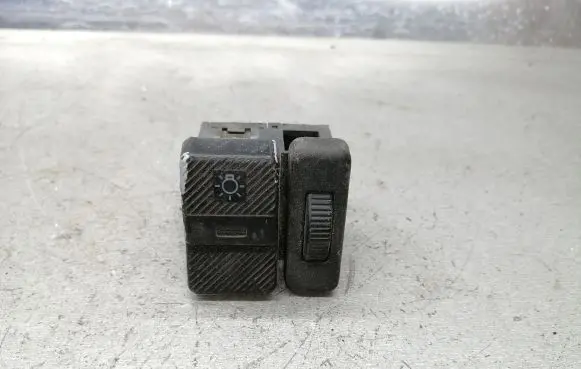 Volkswagen PASSAT B3 Light switch 357941531