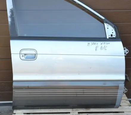 Mitsubishi Space Wagon Door (2 Door Coupe) 