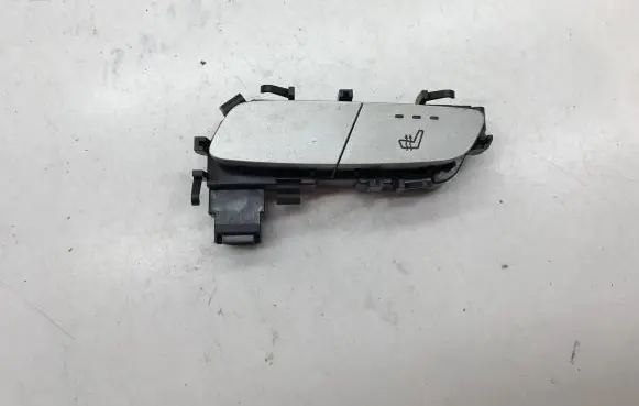 Mercedes-Benz E W213 Seat heating switch A2139057502 SW133101 HW132000