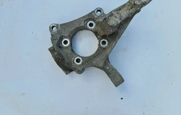 Volvo S60 Front wheel hub spindle knuckle 9481944