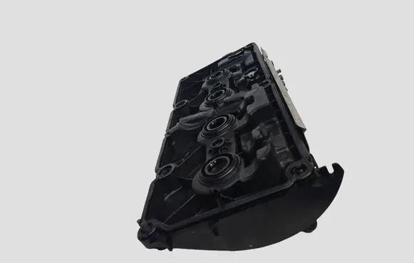 Skoda Octavia Mk2 (1Z) Rocker cam cover 03L103469AB