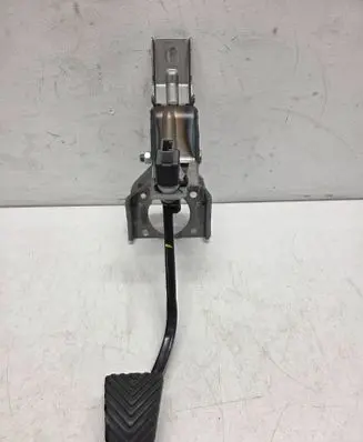 KIA Stonic Brake pedal 
