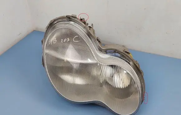 Mercedes-Benz C W203 Headlight/headlamp A2038201261 0301166272
