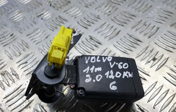 Volvo V60 Rear seatbelt buckle 31250659 20111124
