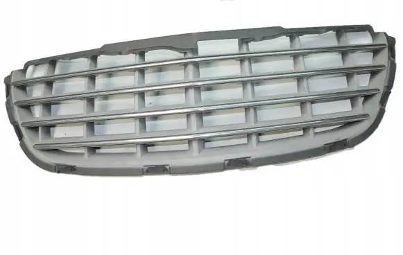 Chrysler Pacifica Front bumper lower grill