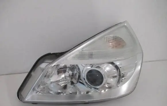 Renault Espace IV Headlight/headlamp 8200394715