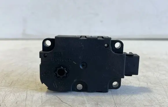 Porsche Taycan 9J1 Air flap motor/actuator HEUT0045K
