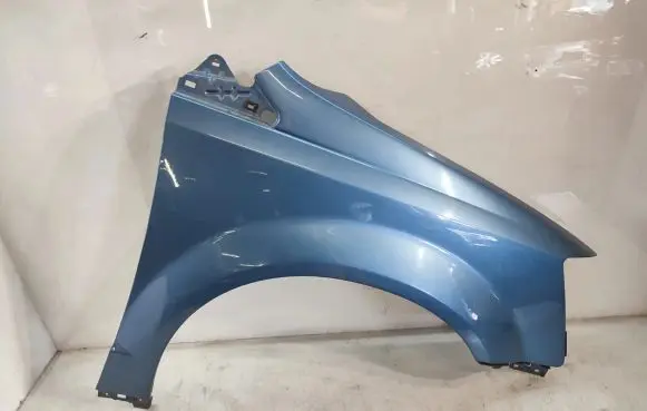 Chrysler Grand Voyager V Fender