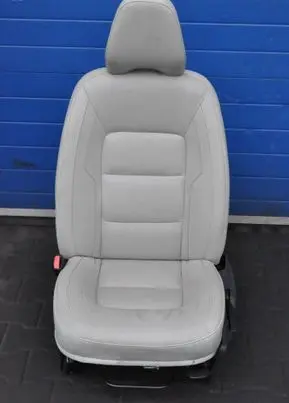 Volvo V70 Front driver seat 