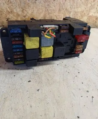 Mercedes-Benz C W203 Fuse box set 2035451701 5DK00848540