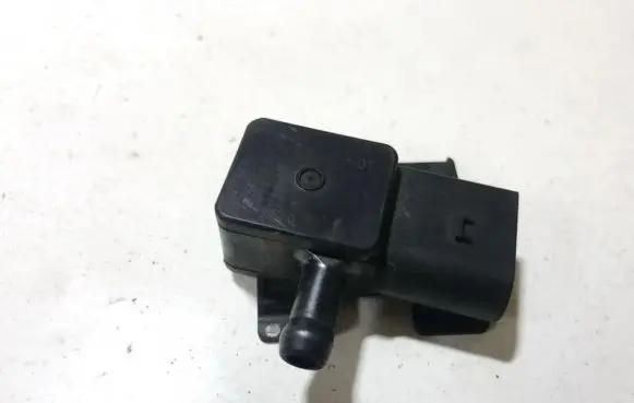 BMW 1 F20 F21 Air pressure sensor 780515201 7805152-01