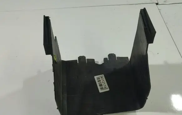 Volkswagen PASSAT B6 Battery box tray 