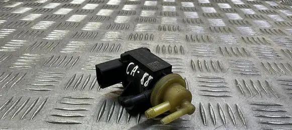 Skoda Octavia Mk3 (5E) Turbo solenoid valve 04L131051F 1K0906627B