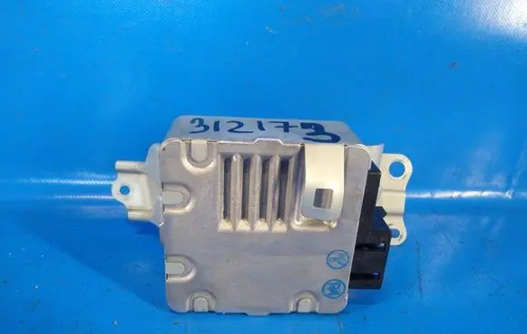 Toyota Prius (XW30) Power steering control unit/module 8965047240