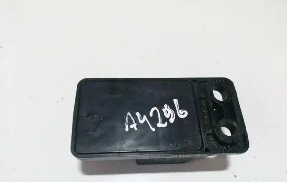 Mitsubishi Pajero Sport I Other relay mr238863