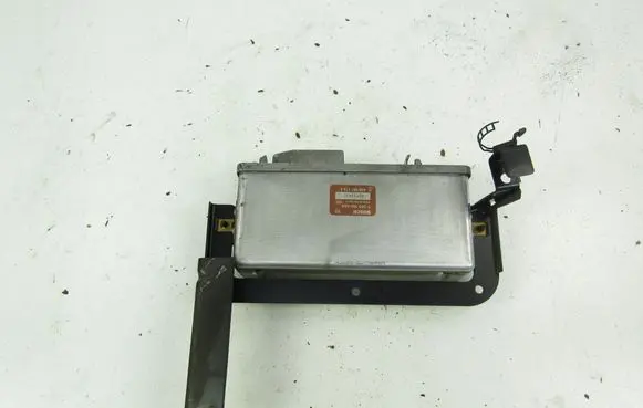 Audi 80 90 S2 B4 ABS control unit/module 4A0907379A