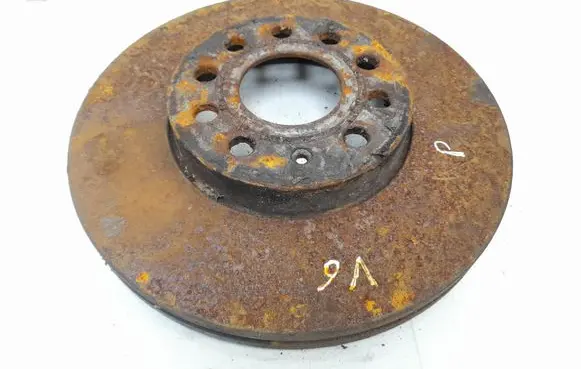 Volkswagen Golf V Front brake disc