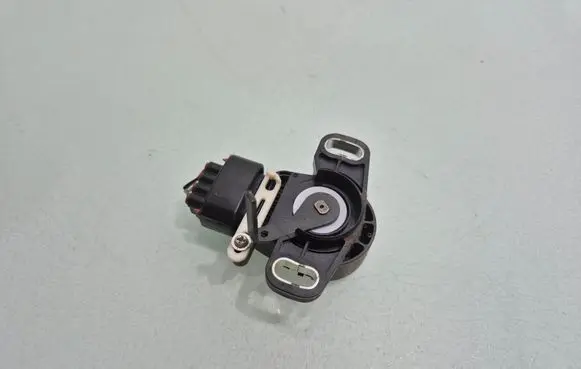 Lexus RX 330 - 350 - 400H Sensor 8951047010